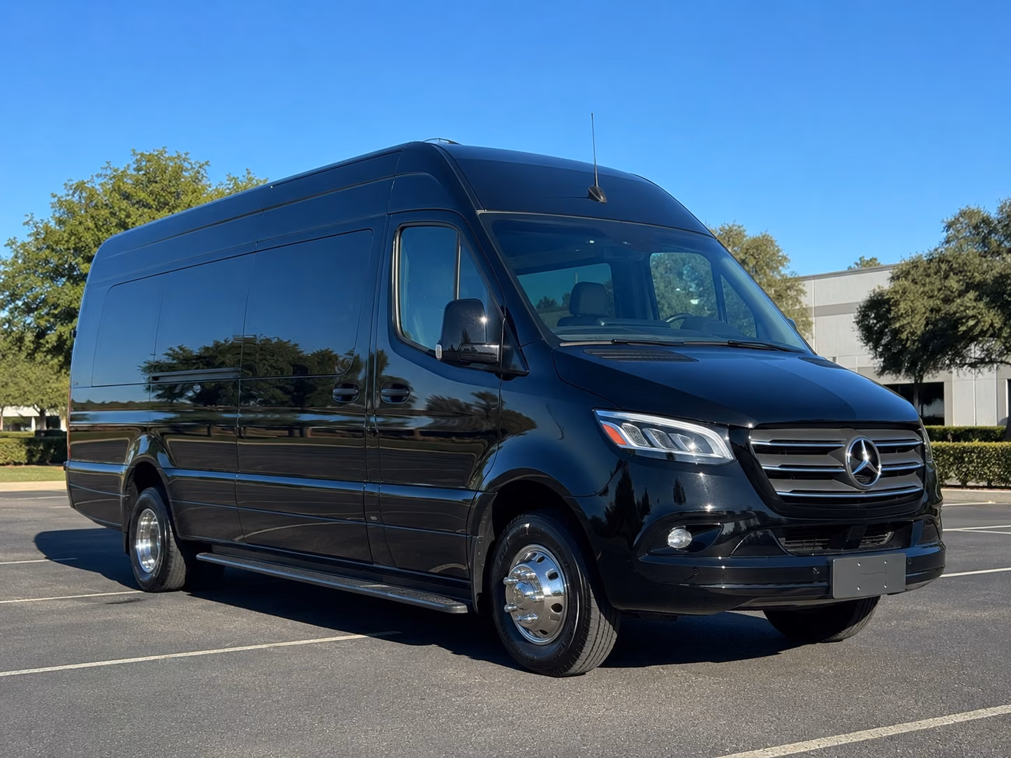 meridian 20 passenger sprinter van